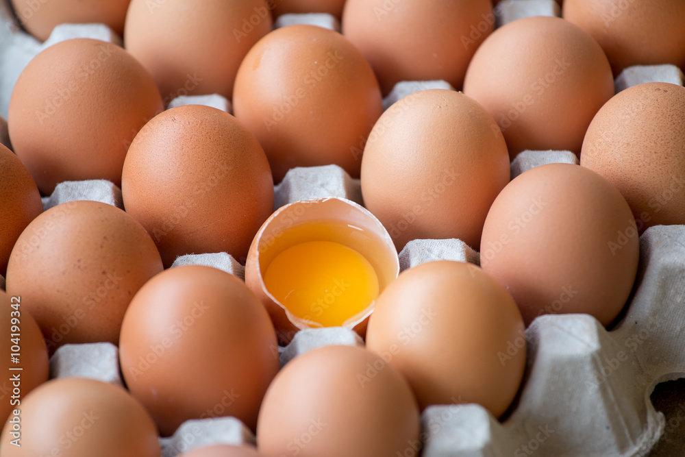 Eggs broken in the package Eggs broken in the package