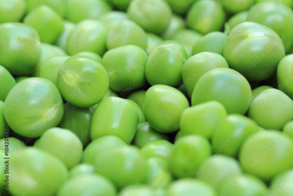 fresh green pea seeds