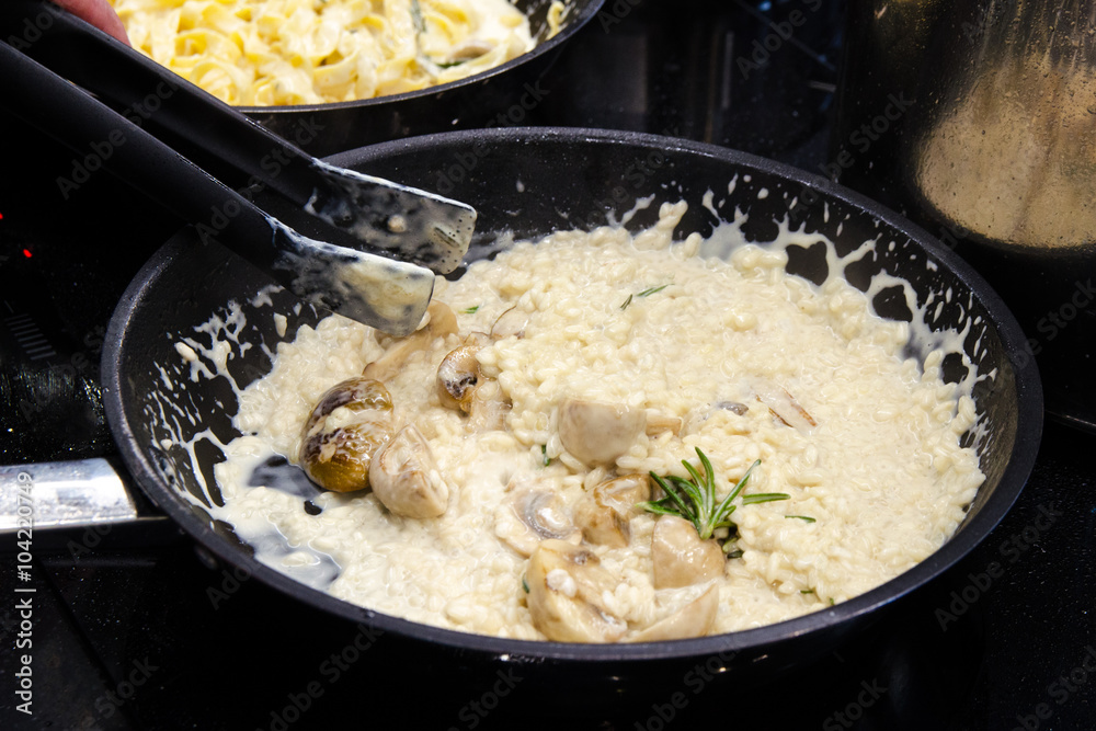 Risotto with mushrooms Risotto with mushrooms