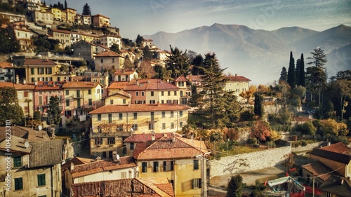 Moltrasio, paese caratteristico affacciato sul lago di Como photo
