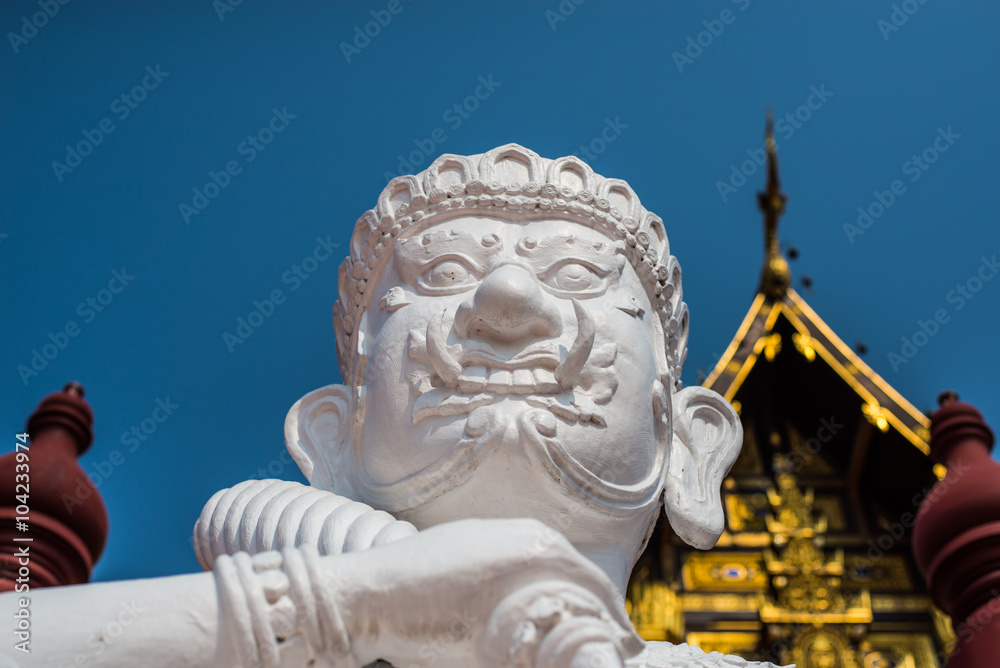 Fototapeta premium The Guardian Giant white Statues at the Temple.