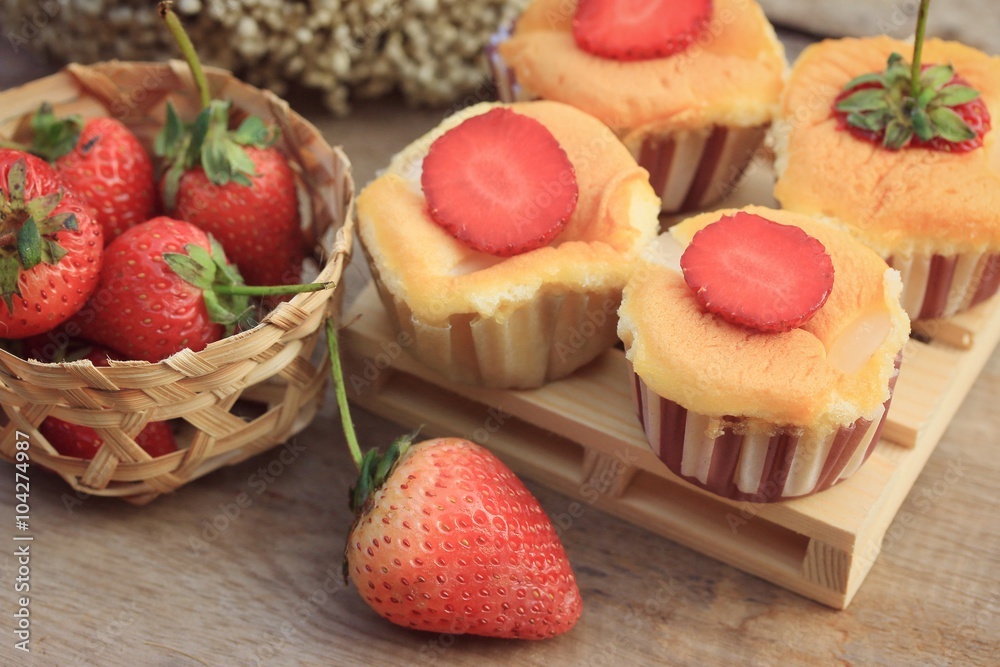 cake with fresh strawberry cake with fresh strawberry