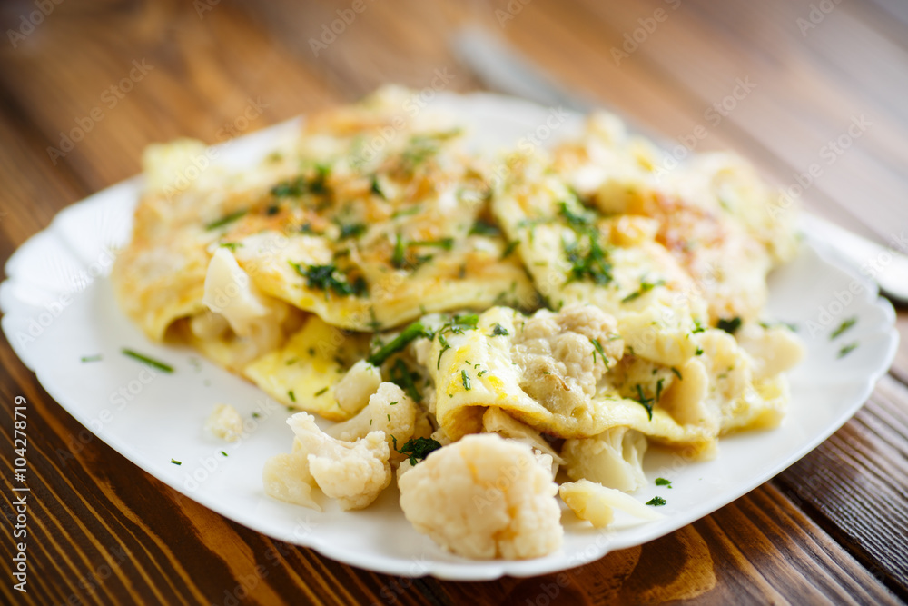 Learning omelette with cauliflower