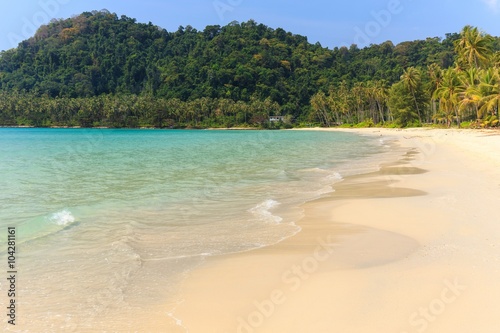 Tropical sea shore in Thailand © Stéphane Bidouze