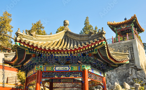 Classical Chinese gazebo for relaxing in the park © alsem