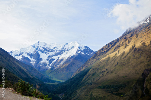 Quadro su tela Mountains on Salkantay Trek in Peru