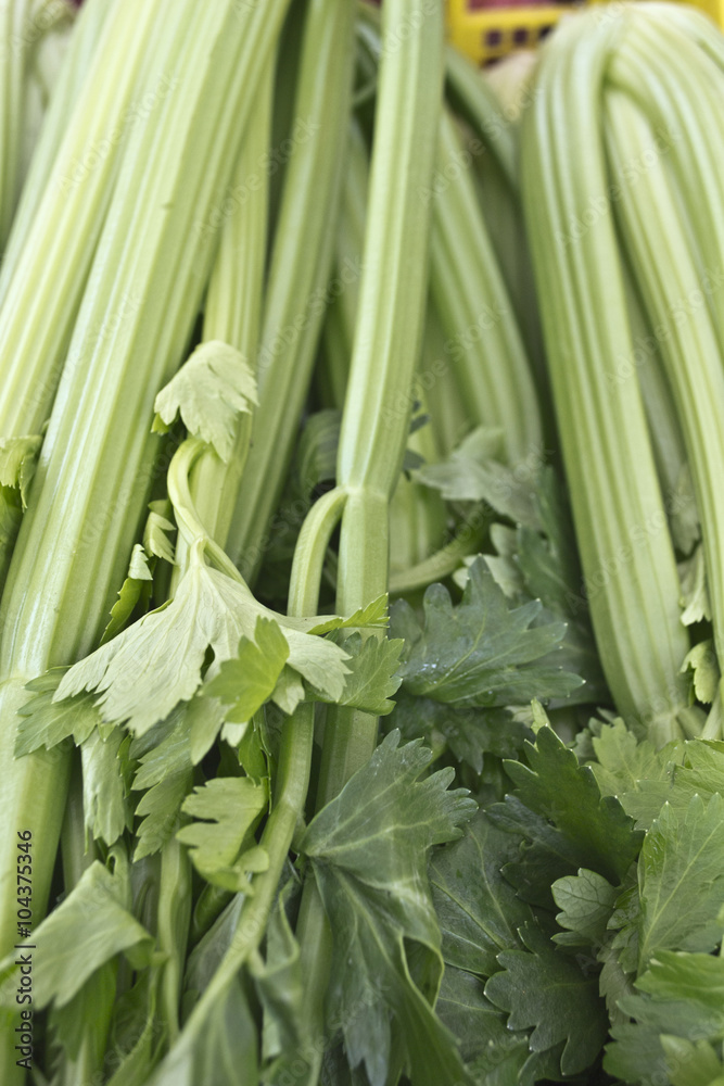 Fototapeta premium Ortaggi e frutta al mercato