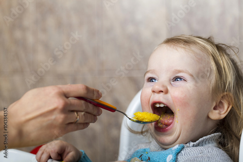 baby feeding spoon