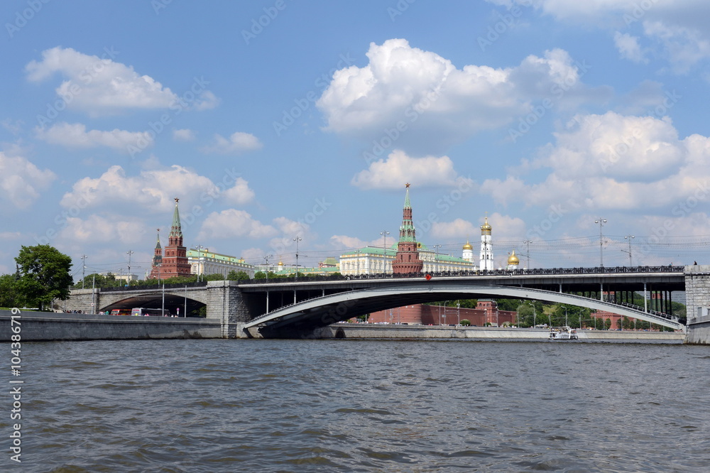 View of the Moscow Kremlin and Big Stone bridge