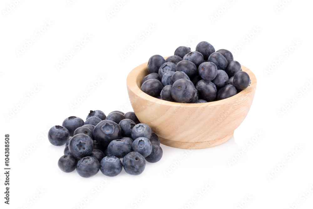 fresh blueberries isolated on white background fresh blueberries isolated on white background