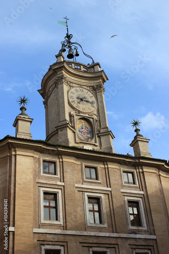 Rom: Das Oratorium des Heiligen Filippo Neri (Oratorio dei Filippi) mit dem Uhrturm