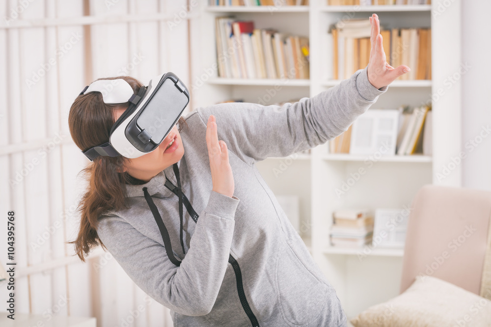 Virtual reality headset Virtual reality headset