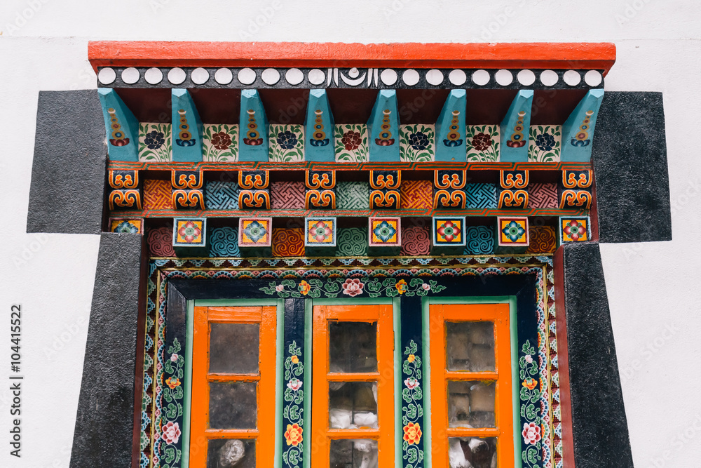 Naklejka premium Tibet traditional style monastery Window