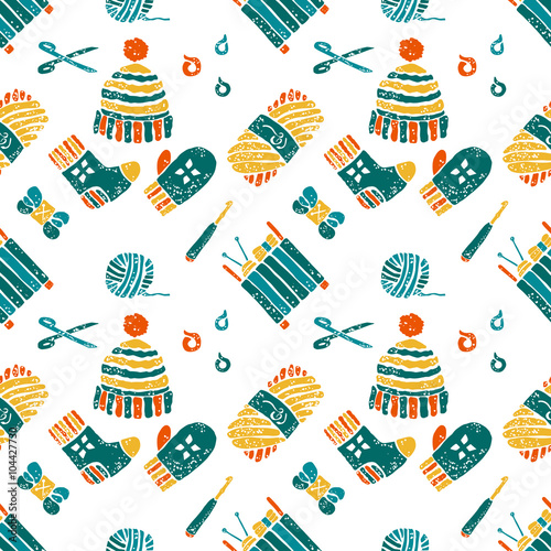 Seamless pattern on a knitting theme, things