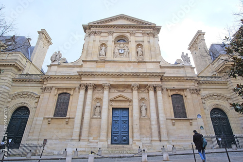 Paris  France - February 6  2016  classical building in Paris  France