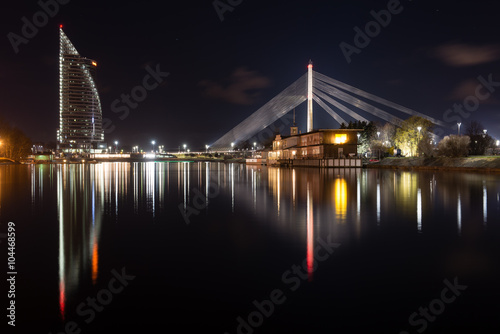Fototapeta Naklejka Na Ścianę i Meble -  night city reflections in river