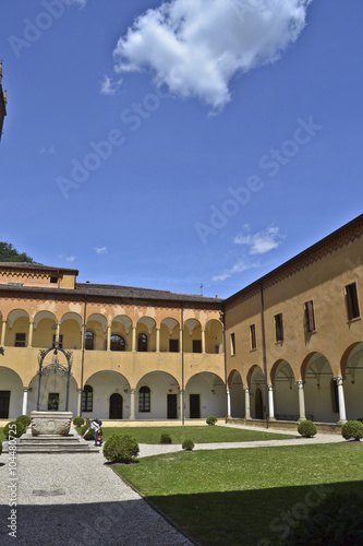 Quadro su tela Chiostro, Santuario Madonna della Salute Monteortone, Abano Terme, Italia