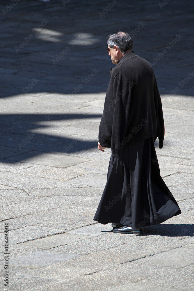 Priester in Santiago de Compostela
