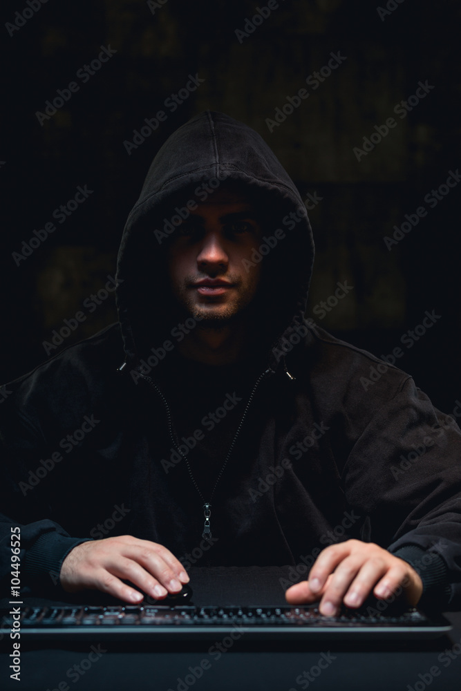 Contacting by cyber way Contacting by cyber way
