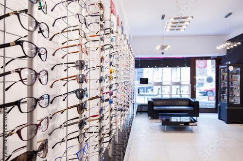 Konstfotografi Shelves with glasses