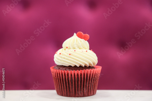 A Red cupcake is sweet and delicious. make feel romantic and so cute for Special day such as Valentine day, Birthday day, Wedding anniversary.