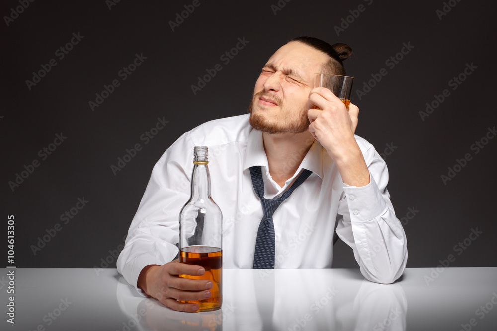 Alcohol dependence in men Alcohol dependence in men