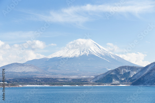 Lake Motosu and Fujisan