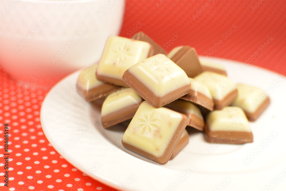 White and milk chocolate sweets