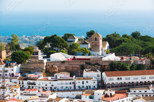 Fotografía A view of the white village of Mias. Andalusia. Spain