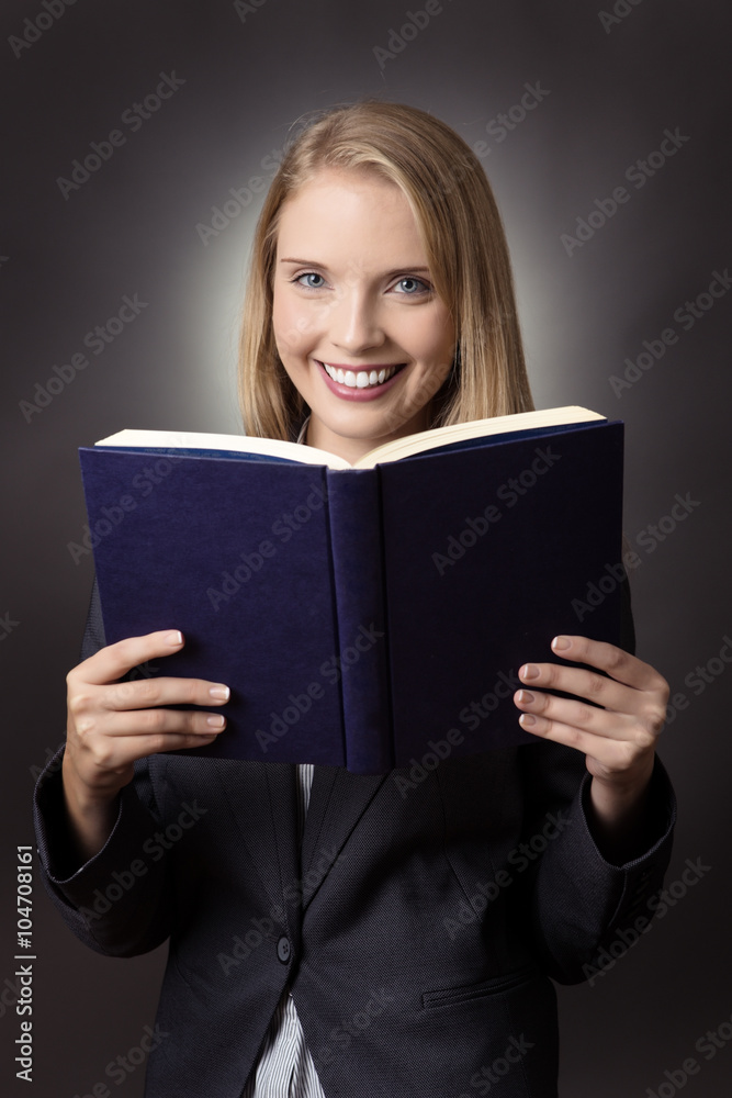 Pretty model reading Pretty model reading