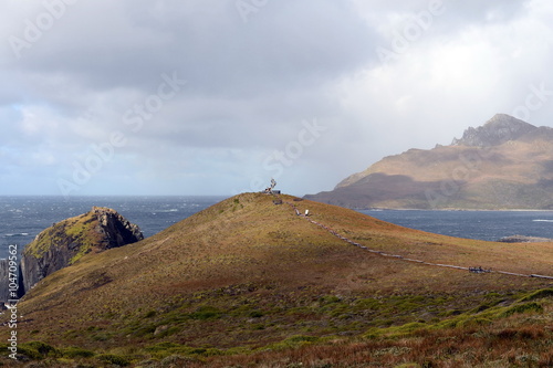  The monument in the form of the Albatross was installed on the island of Gorne in honor of the sailors who died while trying to round Cape horn.