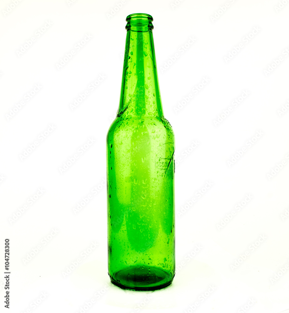 Beer bottles of green glass background, glass texture / green bottles / Bottle of beer with drops on white background. With clipping path / Texture water drops on the bottle of beer. Beer bottles of green glass background, glass texture / green bottles / Bottle of beer with drops on white background. With clipping path / Texture water drops on the bottle of beer.
