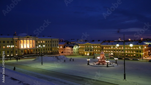 Helsinki im Winter - bei Nacht