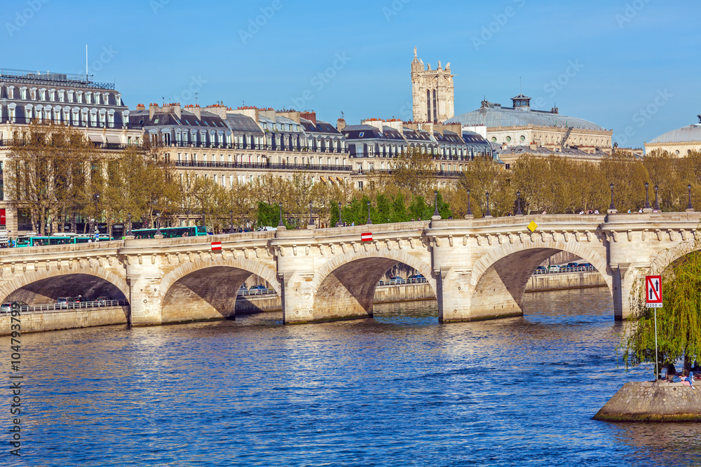 Pont Neuf, bridge in Paris