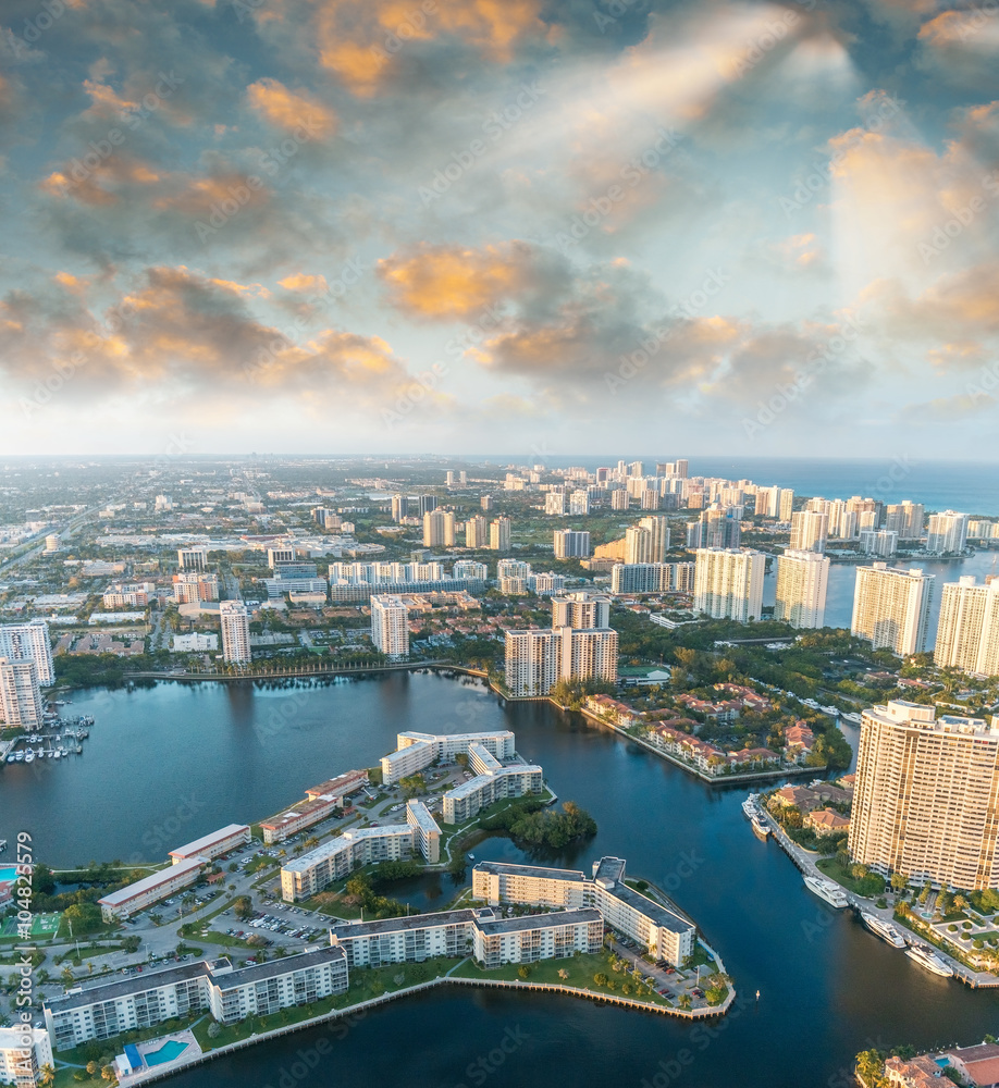 Obraz premium Miami Beach as seen from helicopter