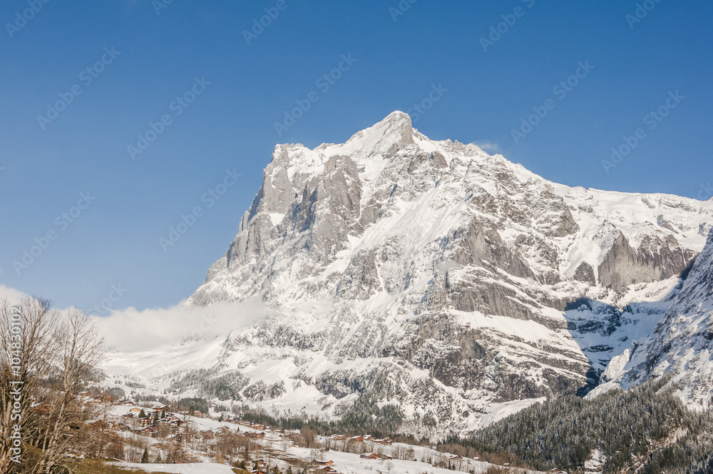Grindelwald, Dorf, Bergdorf, Wintersportort, Alpen, Wetterhorn, Grosse Scheidegg, Schweizer Berge, Wintersport, Winterferien, Winter, Berner Oberland, Schweiz