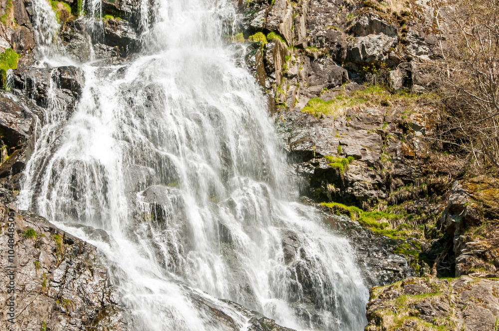 Obraz premium Wasserfall. Wasser, Fels, Bach, Gebirgsbach