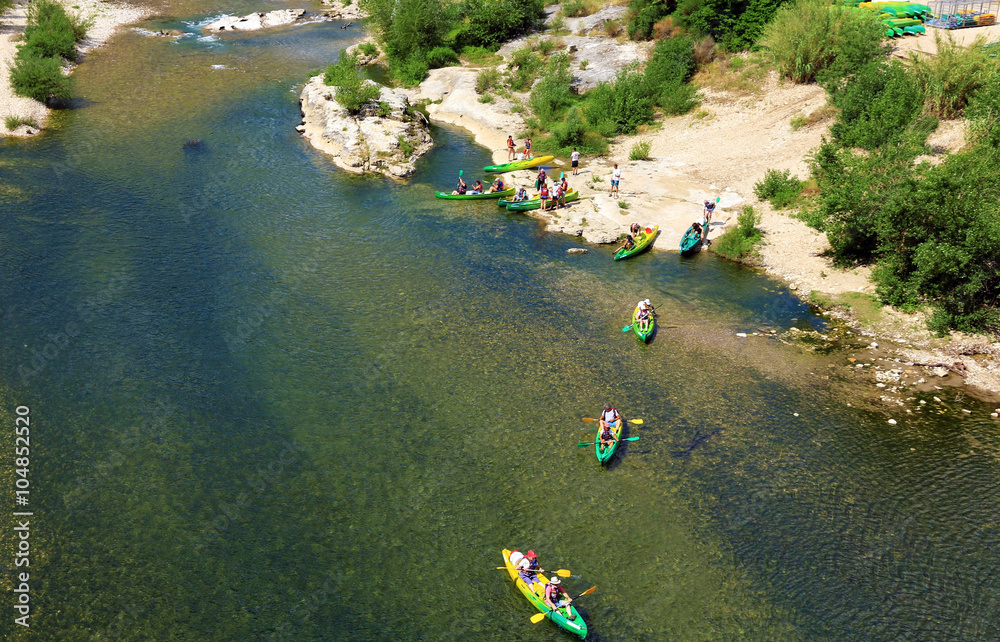 Départ des canoës Départ des canoës