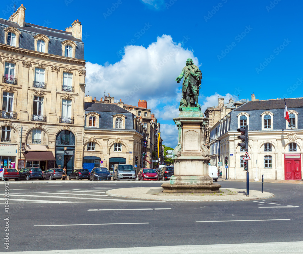 Fototapeta premium Statue of Marquis de Tourny Bordeaux