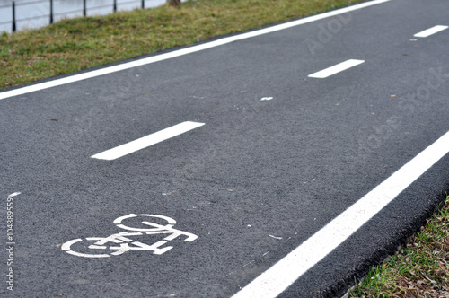 Bicycle road sign, bike lane © salajean