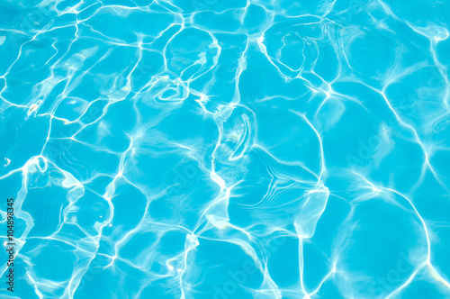 Ripple water in swimming pool