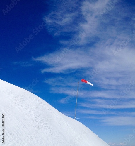 bandierina segnavento photo