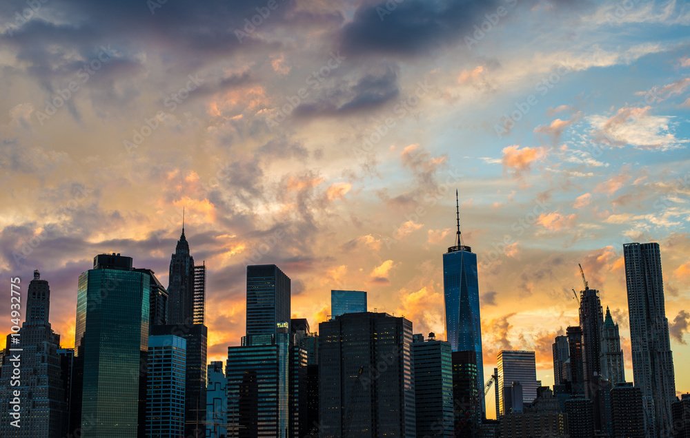 Panoramic view of Manhattan skyline at sunset, New York city