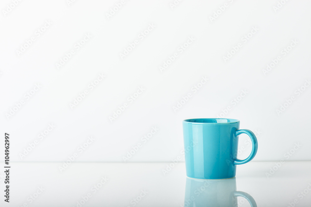 Coffee cup. On white background with copy space. - obrazy, fototapety, plakaty 