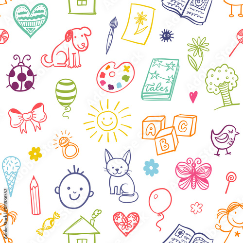 Seamless pattern with doodle children drawing.