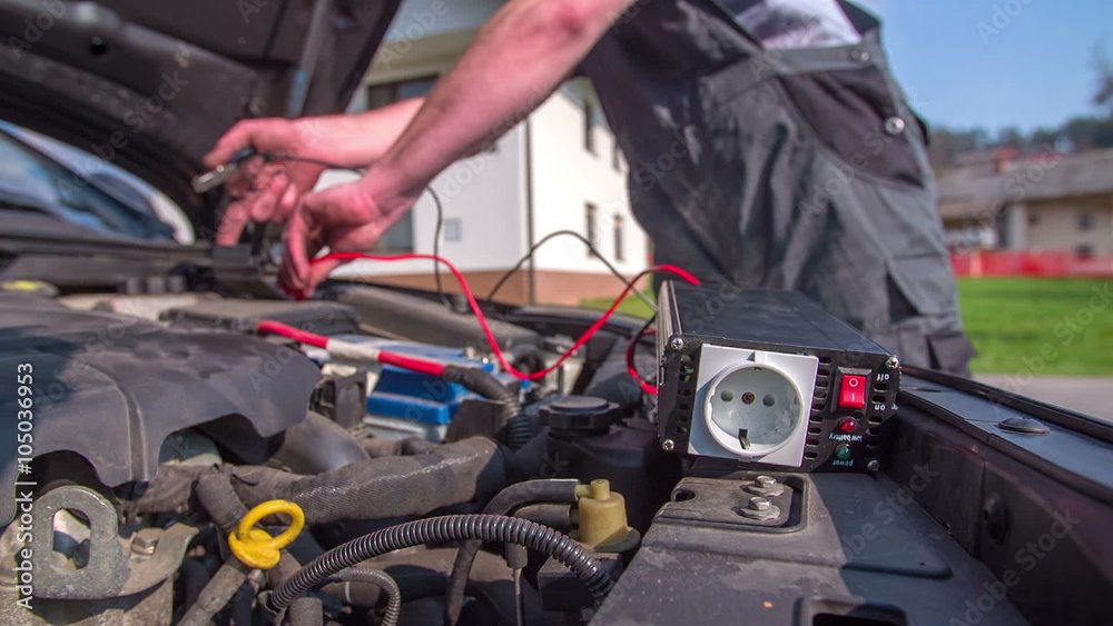 Connecting up the car battery Connecting up the car battery