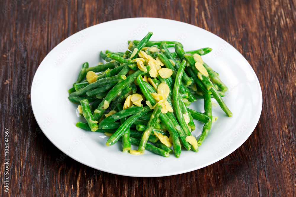 Green beans roasts garlic and flaked almond Green beans roasts garlic and flaked almond