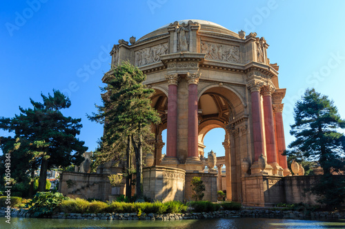 The Famous San Francisco landmark - Palace of Fine Arts