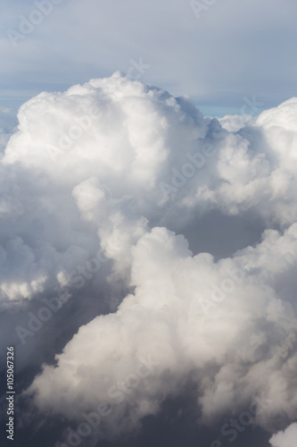 Above the clouds © Feng Yu