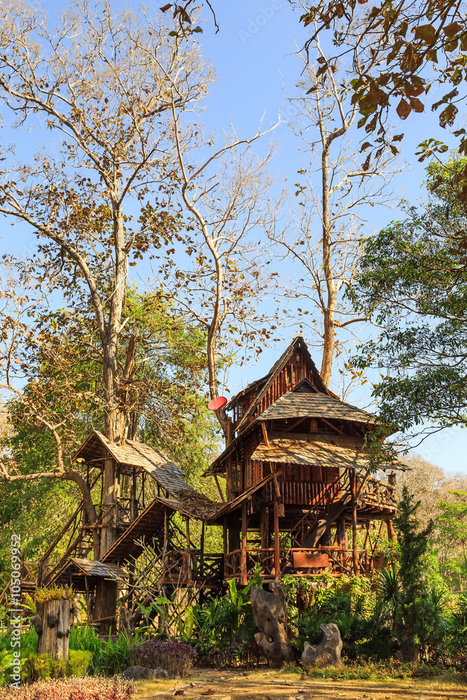 Lodging treehouse at Mae Chaem Lodging treehouse at Mae Chaem
